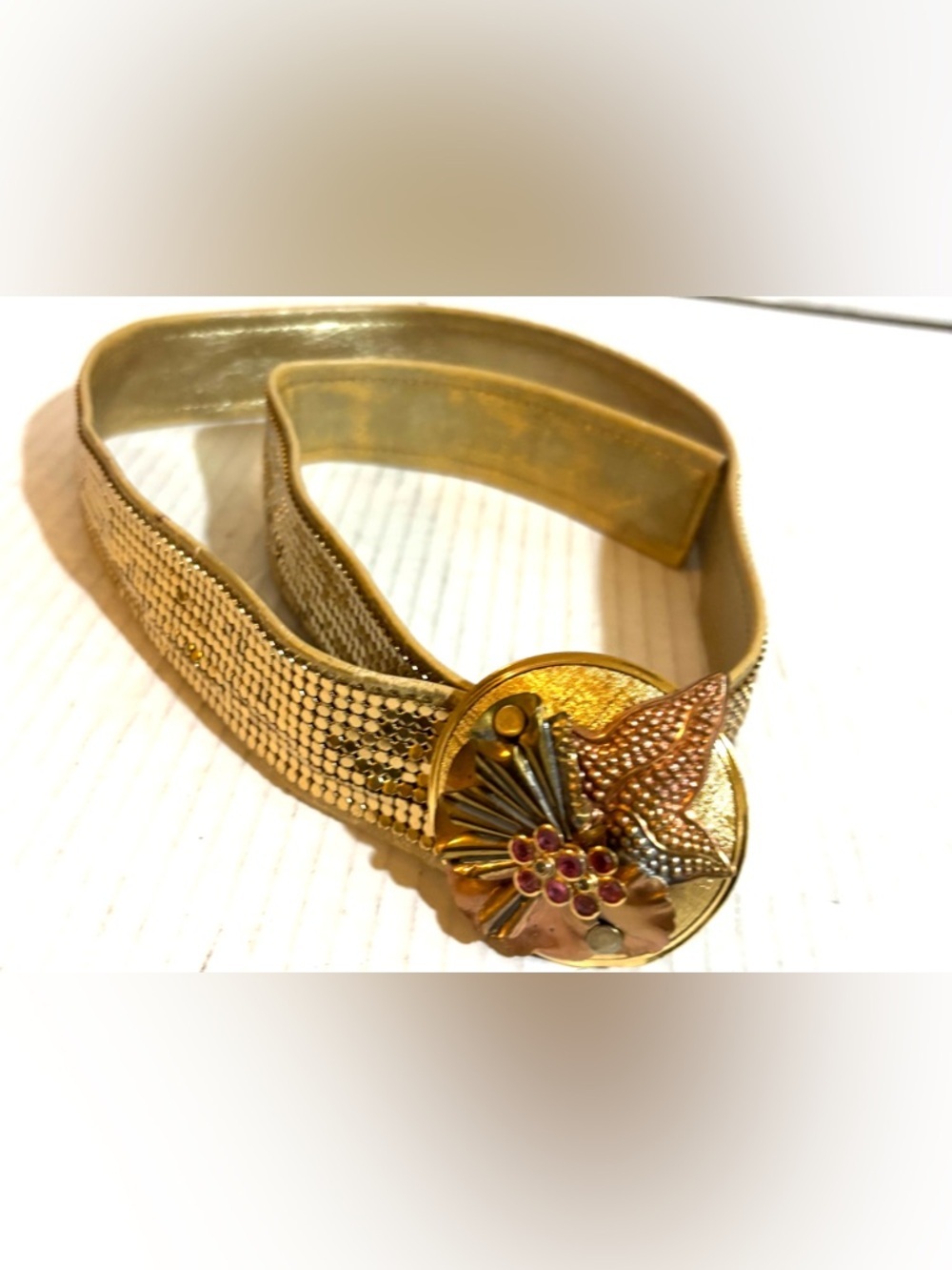 Vintage Gold Stretch Belt with Decorative Medallion
